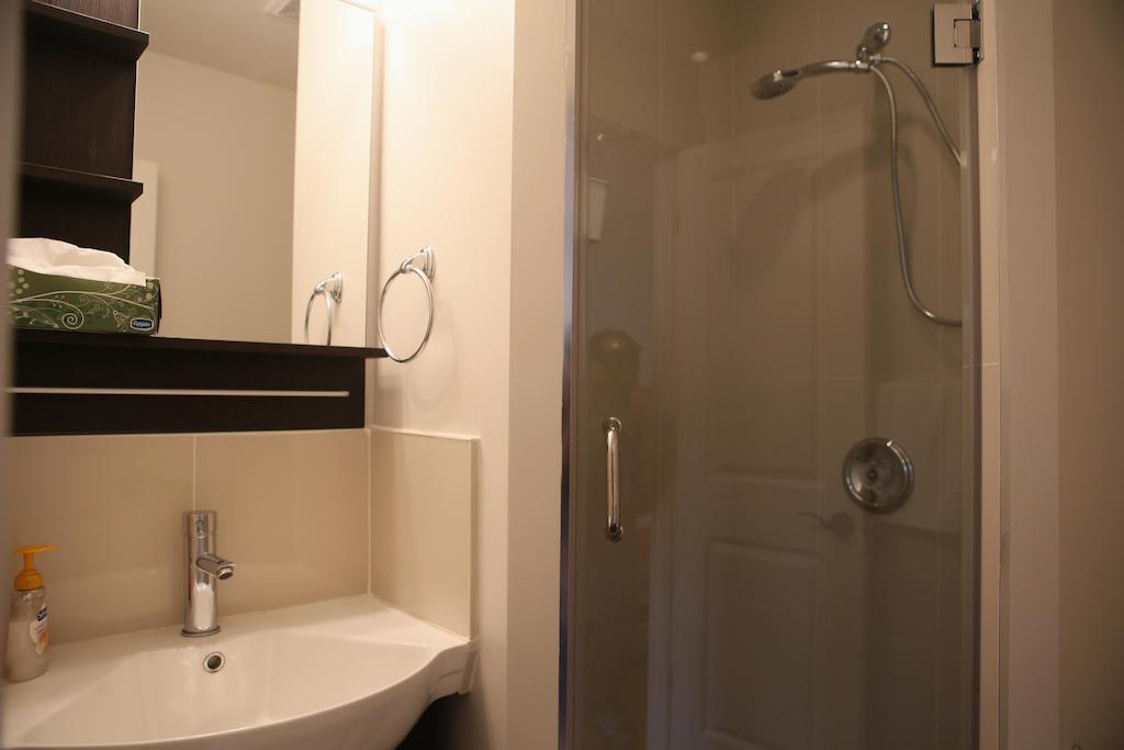 The Parkway Place Guesthouse Toronto Oda fotoğraf